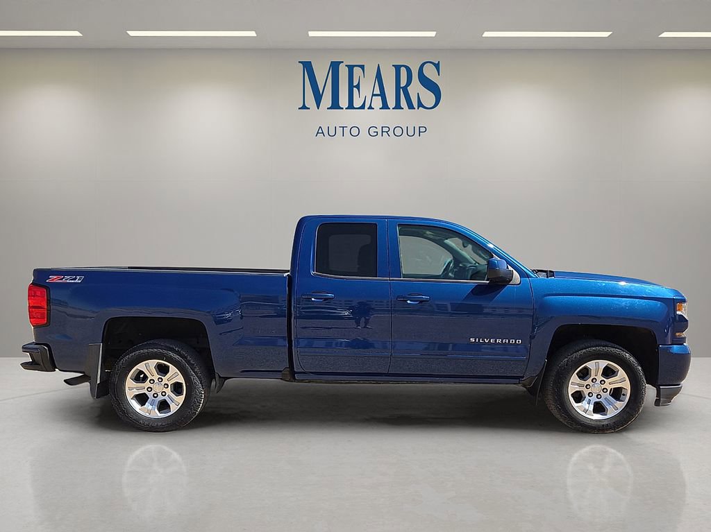 Used 2017 Chevrolet Silverado 1500 LT w/ All Star Edition image 6