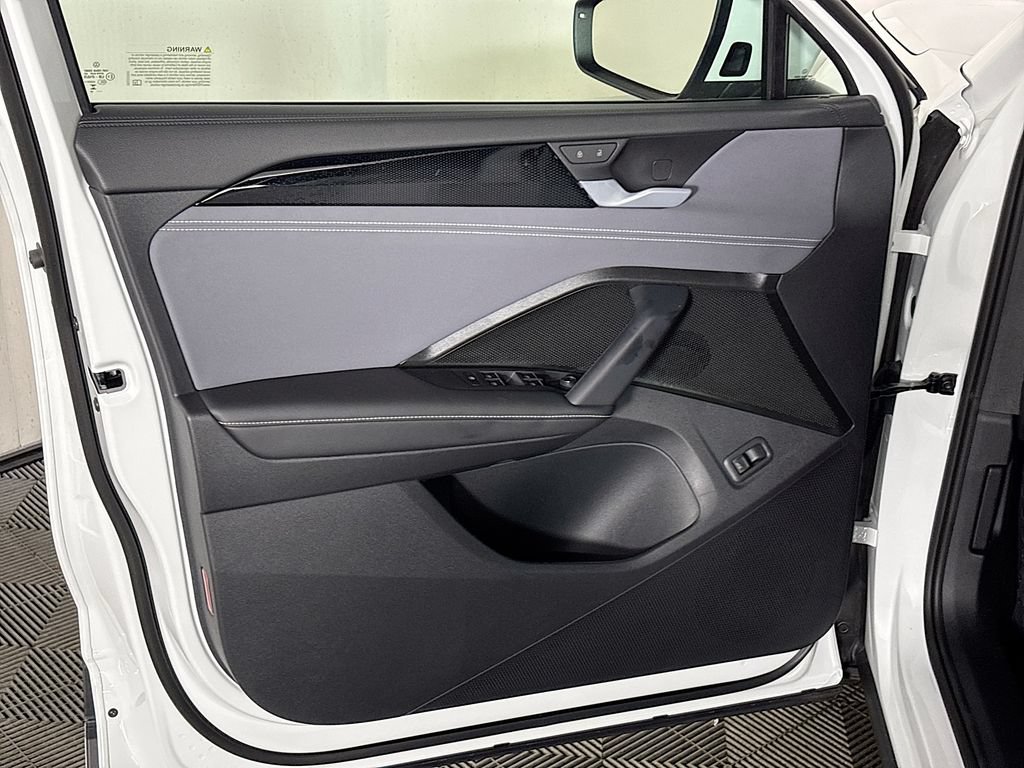 New 2026 Volkswagen Tiguan SE AWD/4WD image 10