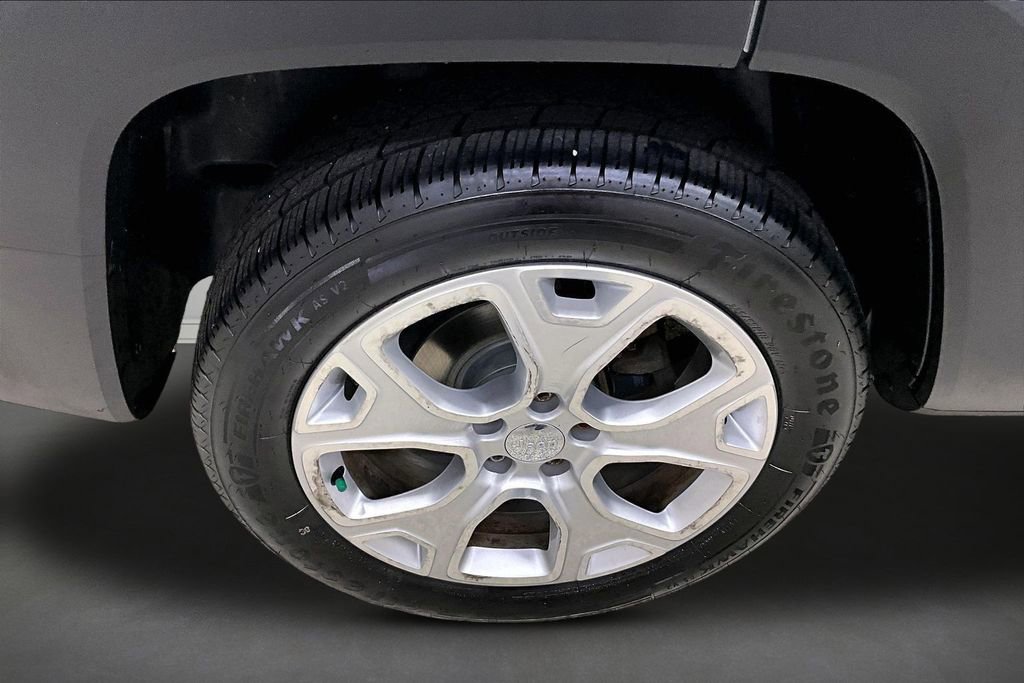 Used 2015 Jeep Renegade Limited AWD/4WD image 30