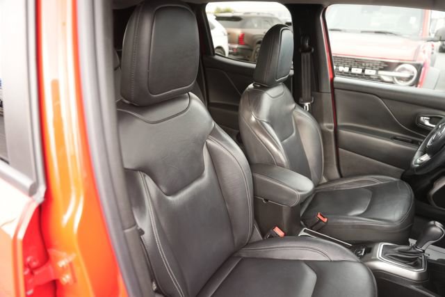 Used 2021 Jeep Renegade Limited image 19