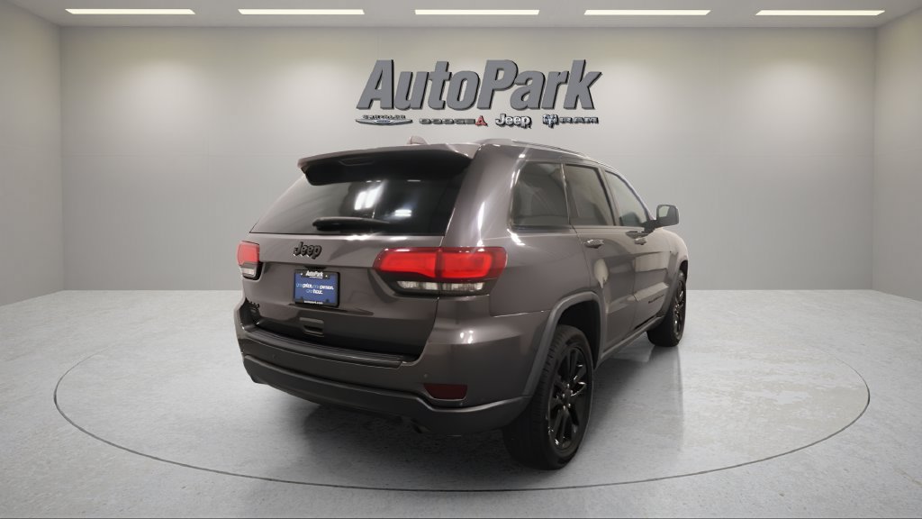 Certified 2021 Jeep Grand Cherokee Laredo AWD/4WD image 7