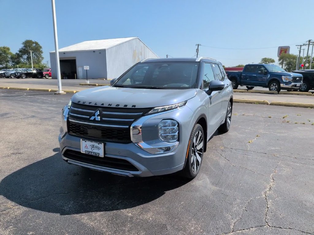 New 2026 Mitsubishi Outlander SEL FWD image 14