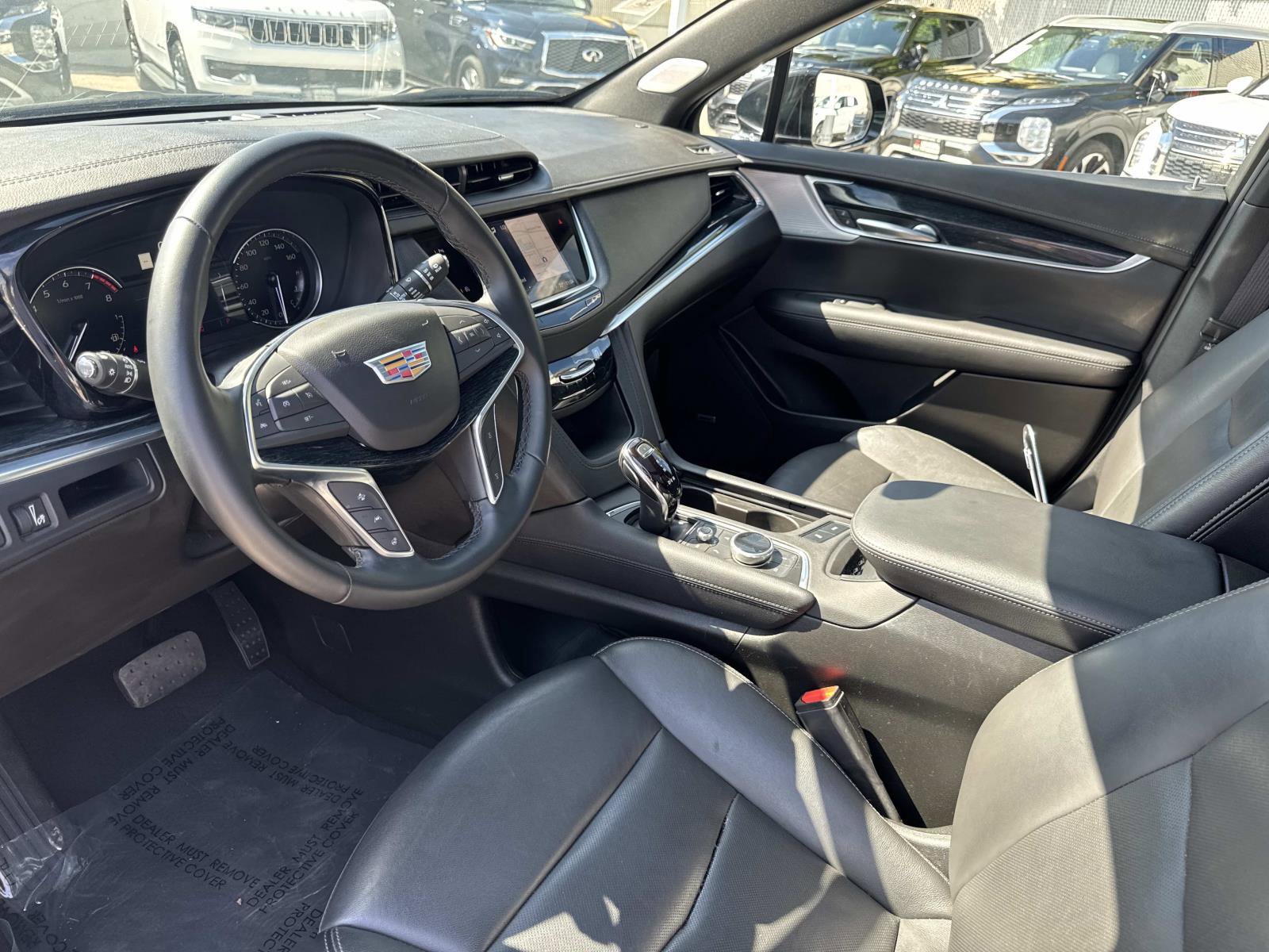 Used 2025 Cadillac XT5 Premium Luxury image 15