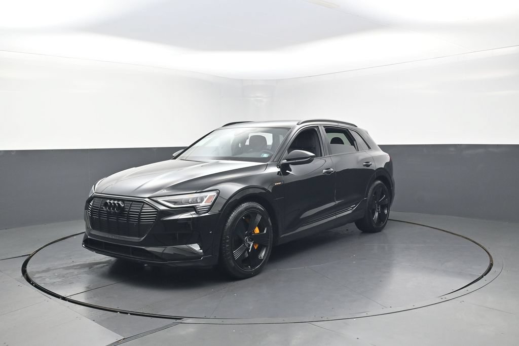 Used 2022 Audi e-tron Premium Plus w/ Premium Plus Package AWD/4WD image 5