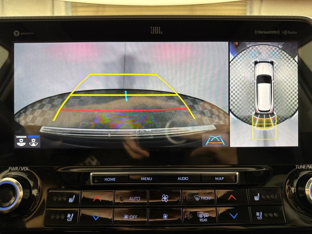 Used 2021 Toyota Highlander Platinum image 15