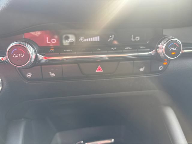 Certified 2025 MAZDA MAZDA3 2.5 Turbo Sedan w/Premium Plus AWD/4WD image 17