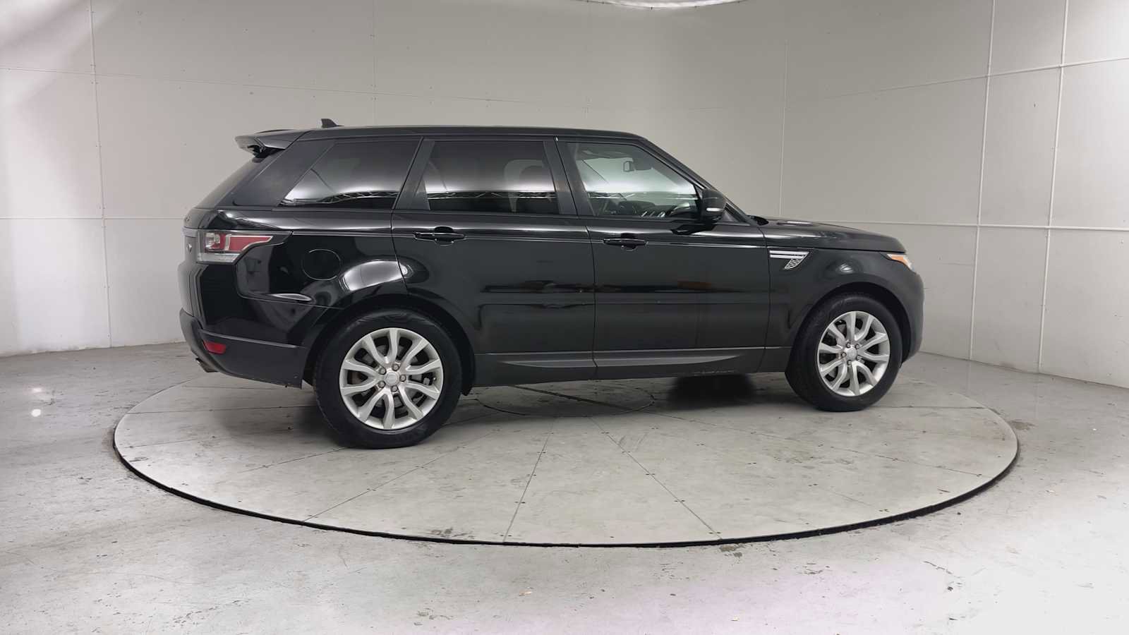 Used 2015 Land Rover Range Rover Sport HSE AWD/4WD image 9