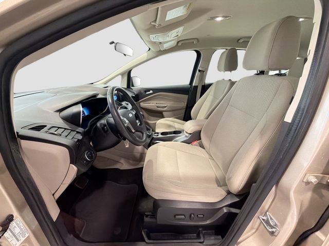 Used 2017 Ford C-MAX Energi SE w/ Equipment Group 401A image 16