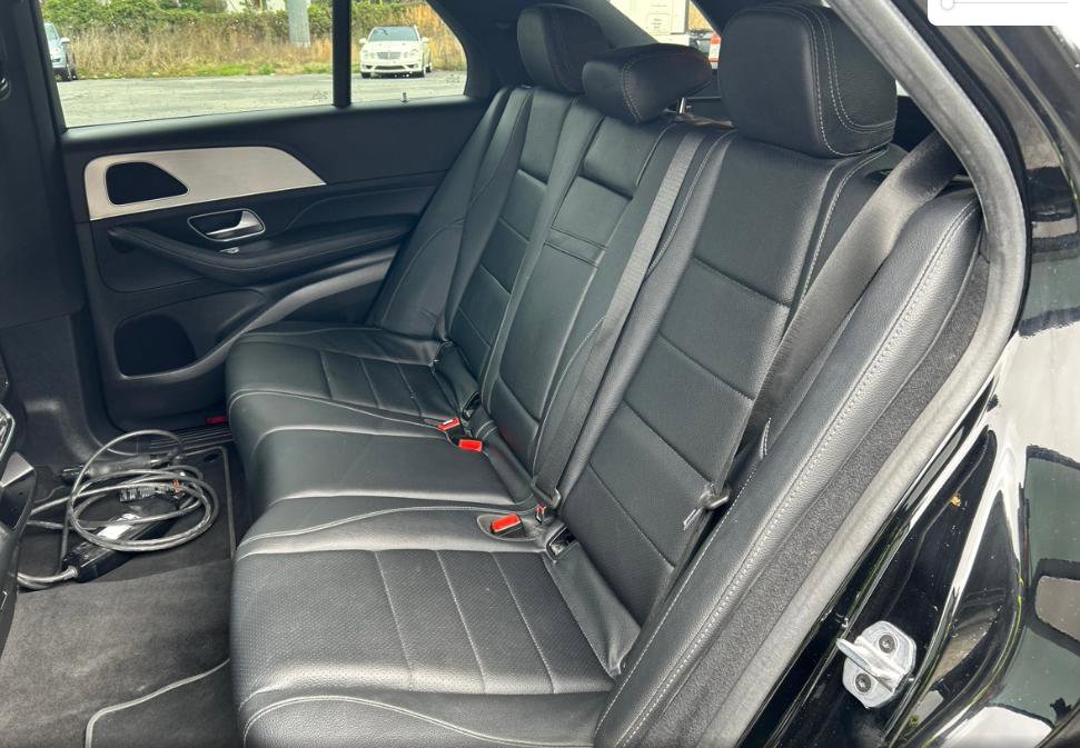 Used 2024 Mercedes-Benz GLE 450e 4MATIC image 5