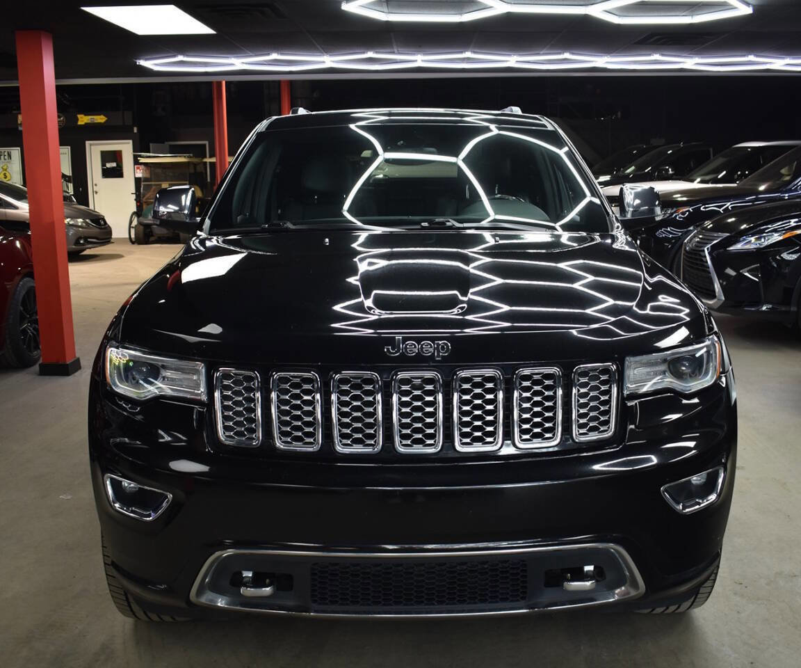 Used 2017 Jeep Grand Cherokee Overland image 8