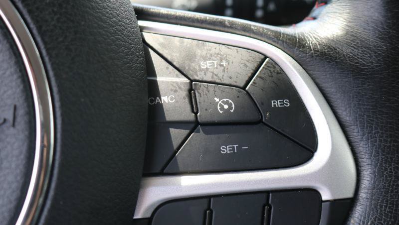 Used 2021 Jeep Renegade Trailhawk AWD/4WD image 11