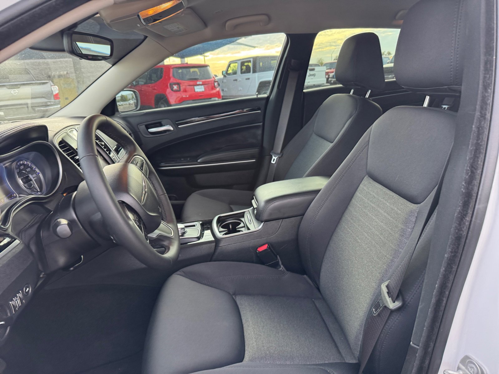 Used 2023 Chrysler 300 Touring w/ Sport Appearance Package image 12