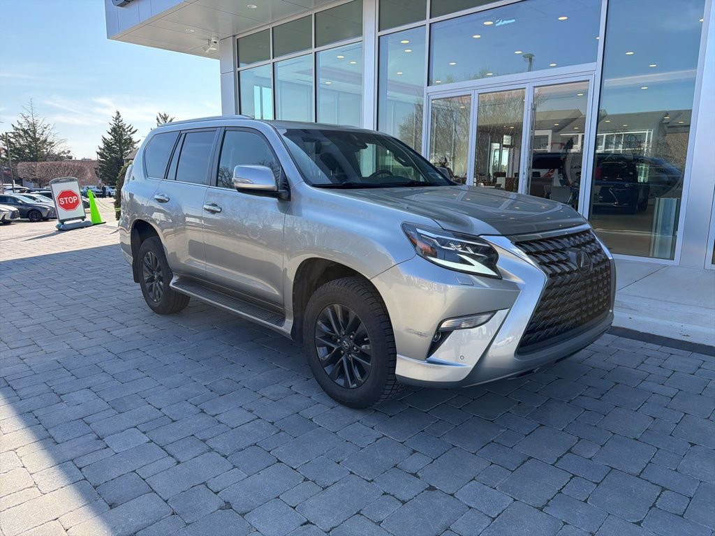 Used 2020 Lexus GX 460 Premium w/ Premium Package image 4