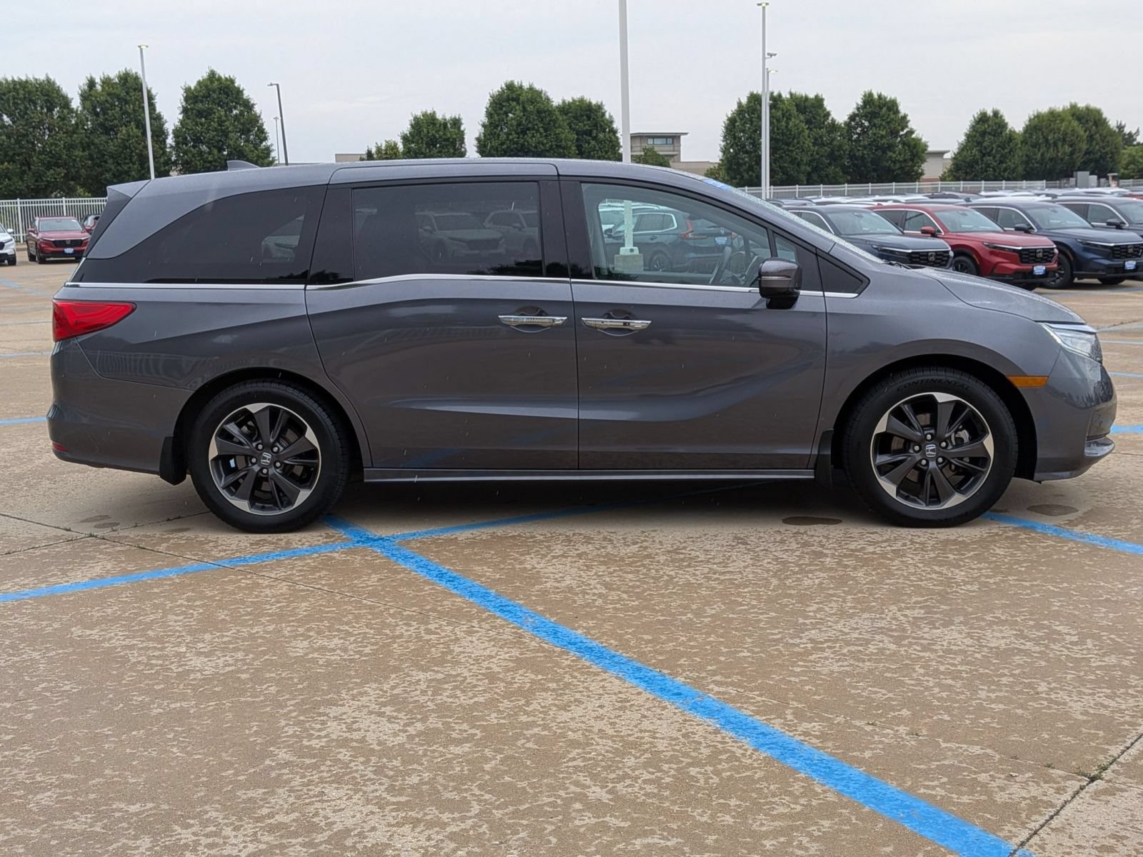 Certified 2024 Honda Odyssey Elite image 5