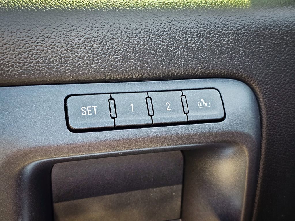 Used 2018 GMC Sierra 1500 SLT image 12