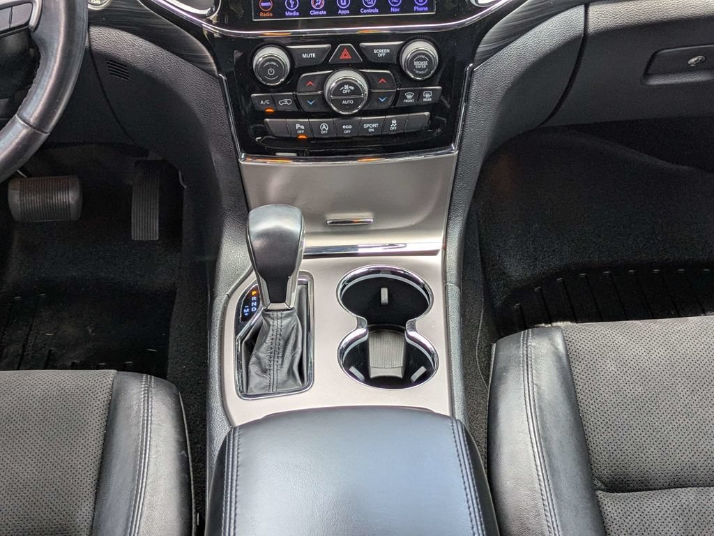Used 2019 Jeep Grand Cherokee Altitude RWD image 19