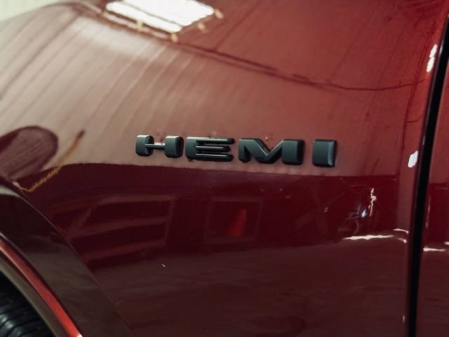 Used 2022 Dodge Durango R/T w/ Blacktop Package image 2