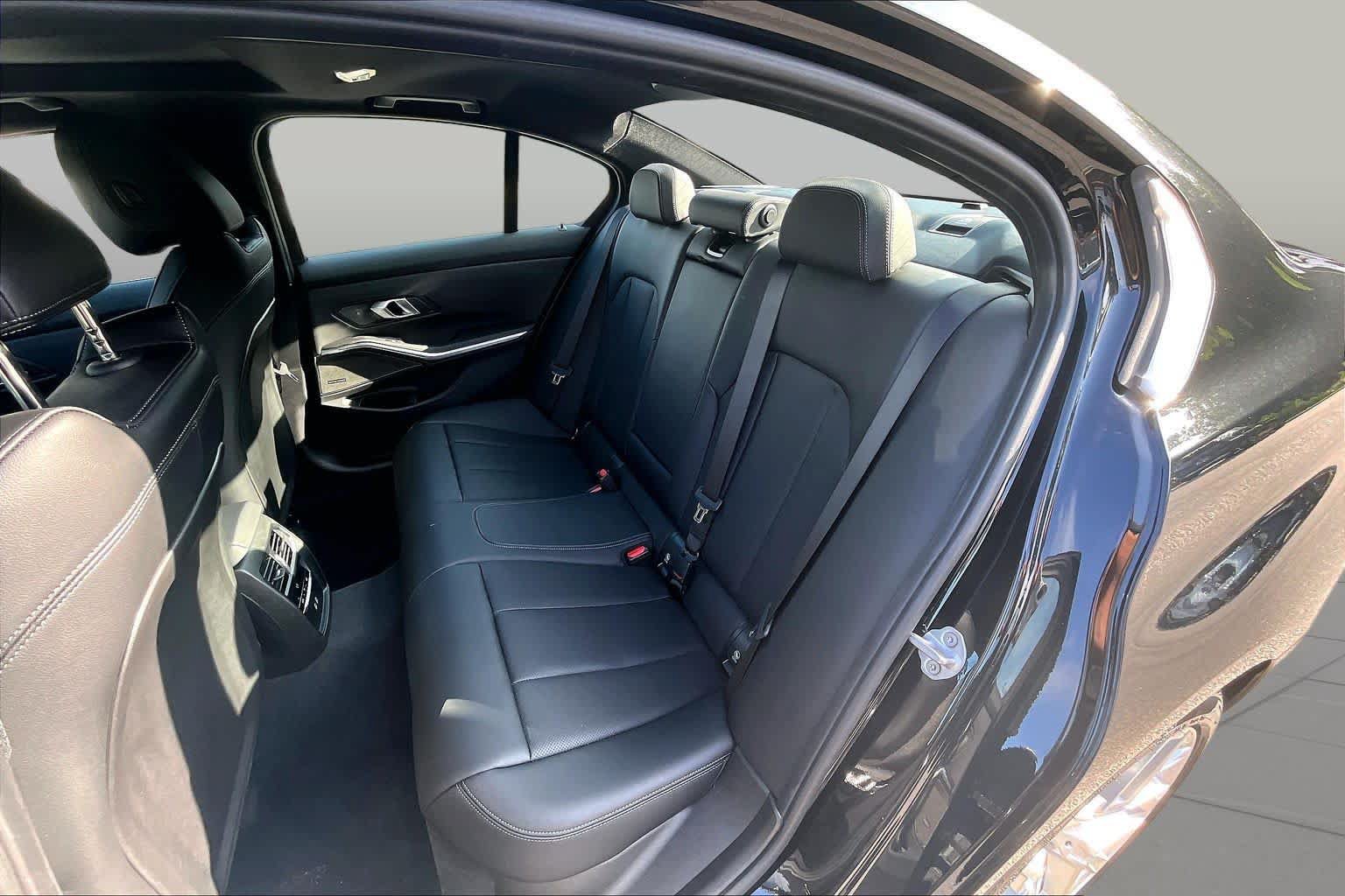 Used 2025 BMW 330i Sedan RWD image 21