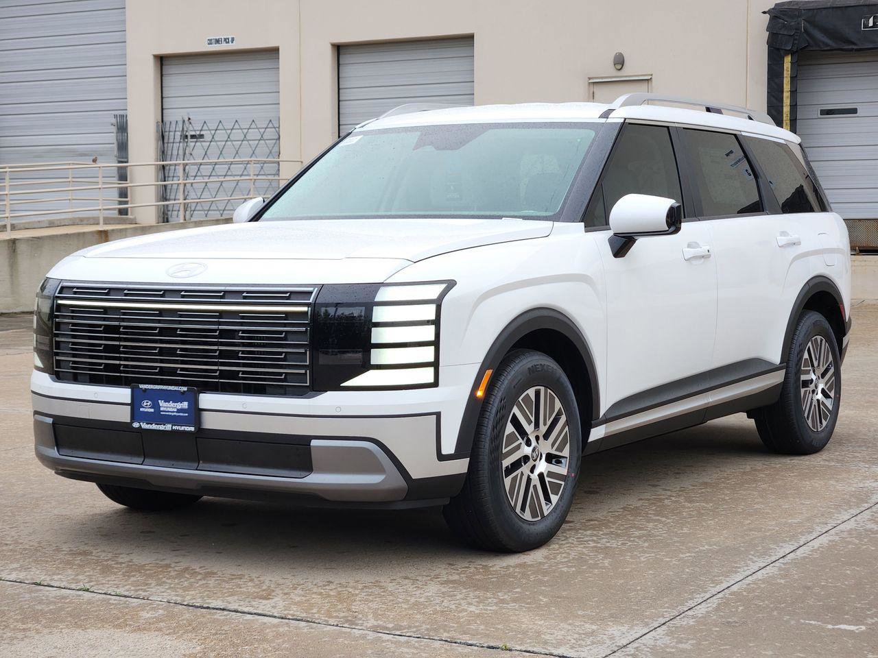 New 2026 Hyundai Palisade FWD Hybrid image 2