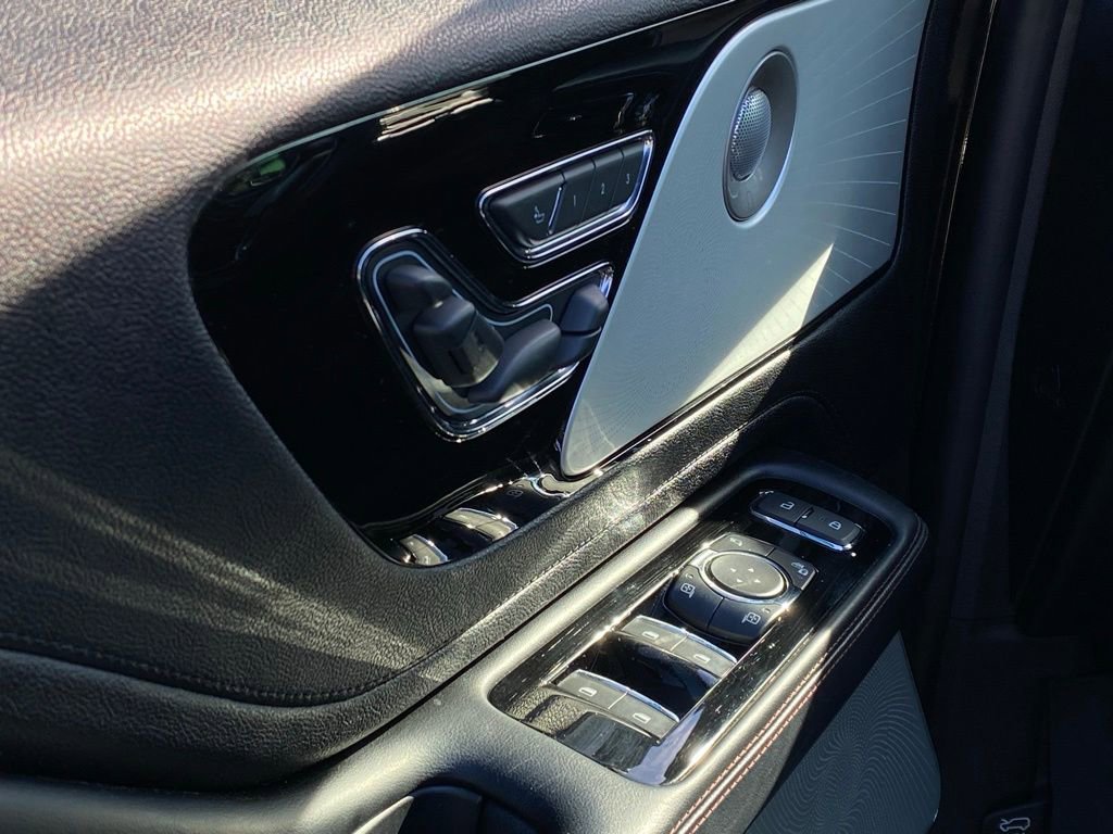 Used 2020 Lincoln Aviator Reserve w/ Equipment Group 202A image 10