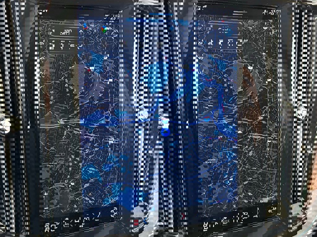 New 2024 Volvo S60 B5 Plus w/ Climate Package image 25