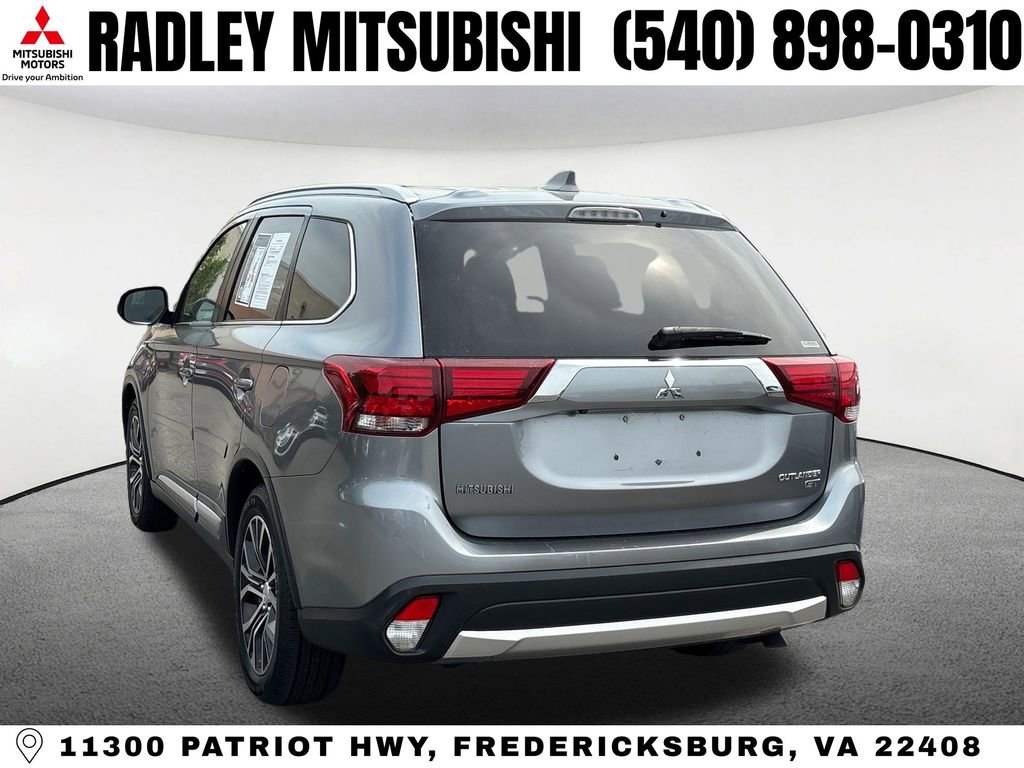 Used 2017 Mitsubishi Outlander GT image 17