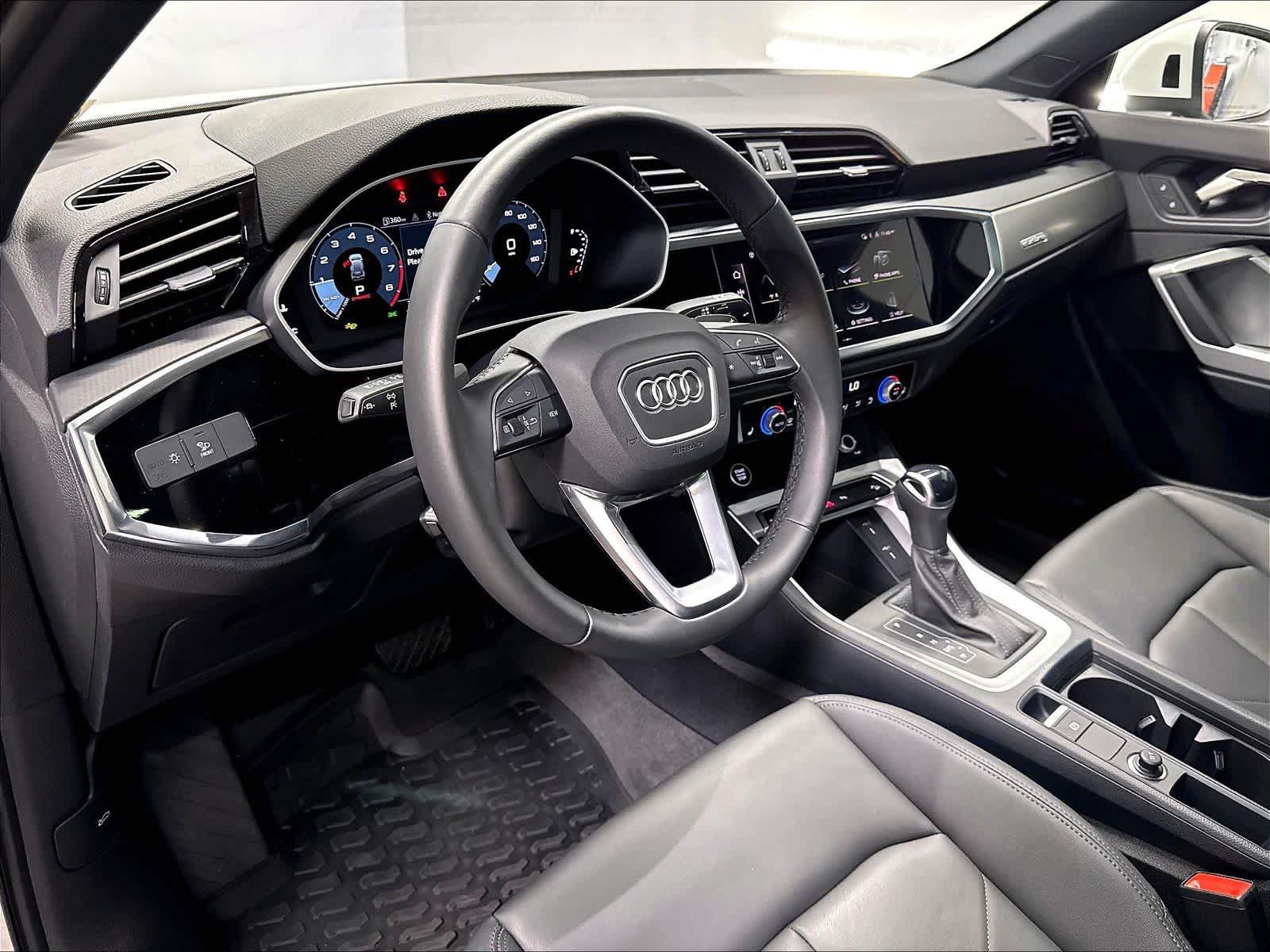 Certified 2025 Audi Q3 2.0T Premium AWD/4WD image 15