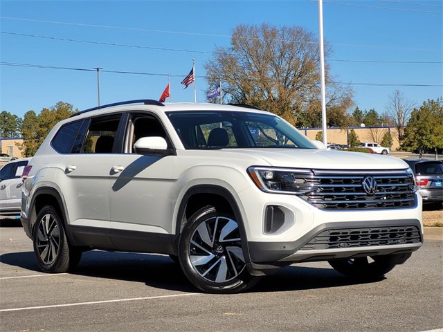 Used 2024 Volkswagen Atlas SE image 22