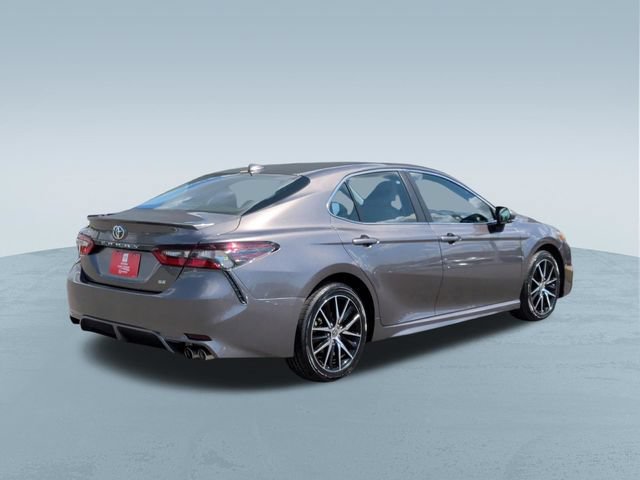 Used 2024 Toyota Camry SE FWD image 6