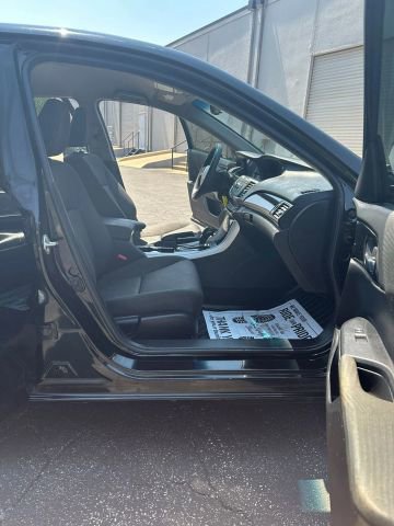 Used 2017 Honda Accord LX image 12