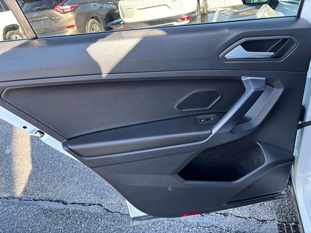 Used 2021 Volkswagen Tiguan S image 12