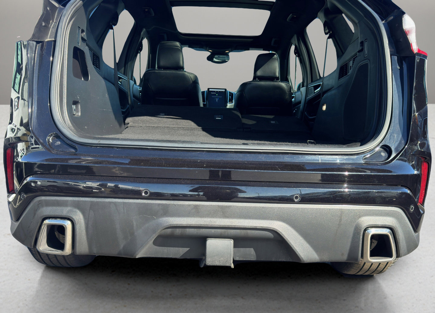 Certified 2024 Ford Edge ST w/ Equipment Group 401A image 23