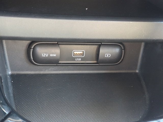 Used 2022 Kia Seltos S FWD image 16