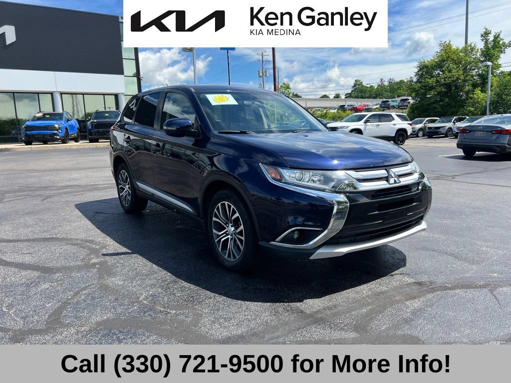 Used 2016 Mitsubishi Outlander SE AWD/4WD image 5