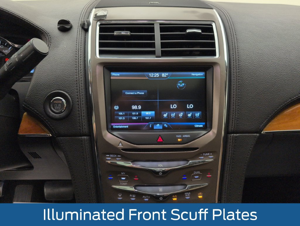 Used 2013 Lincoln MKX FWD image 25