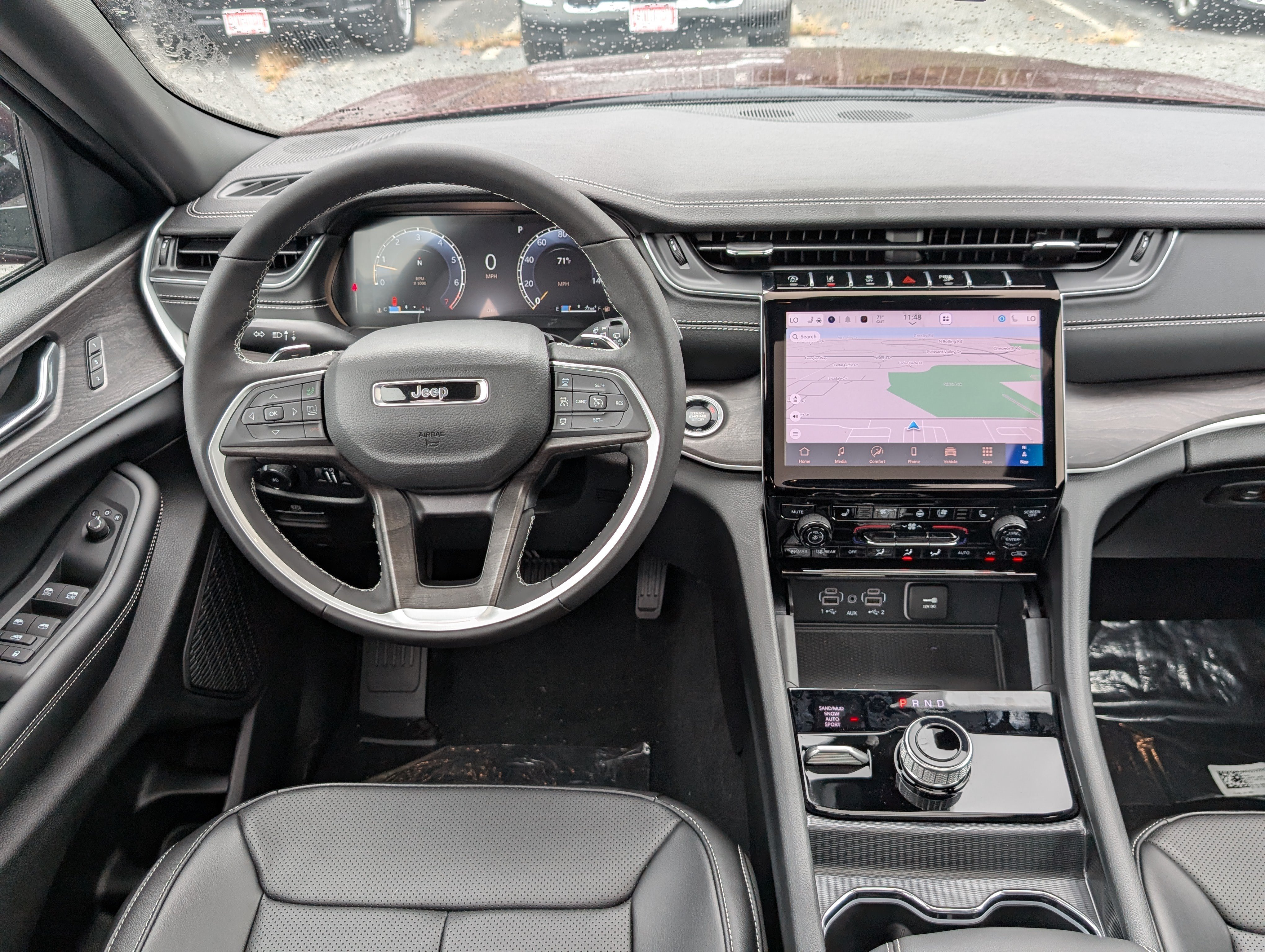 New 2025 Jeep Grand Cherokee Limited w/ Luxury Tech Group II AWD/4WD image 17