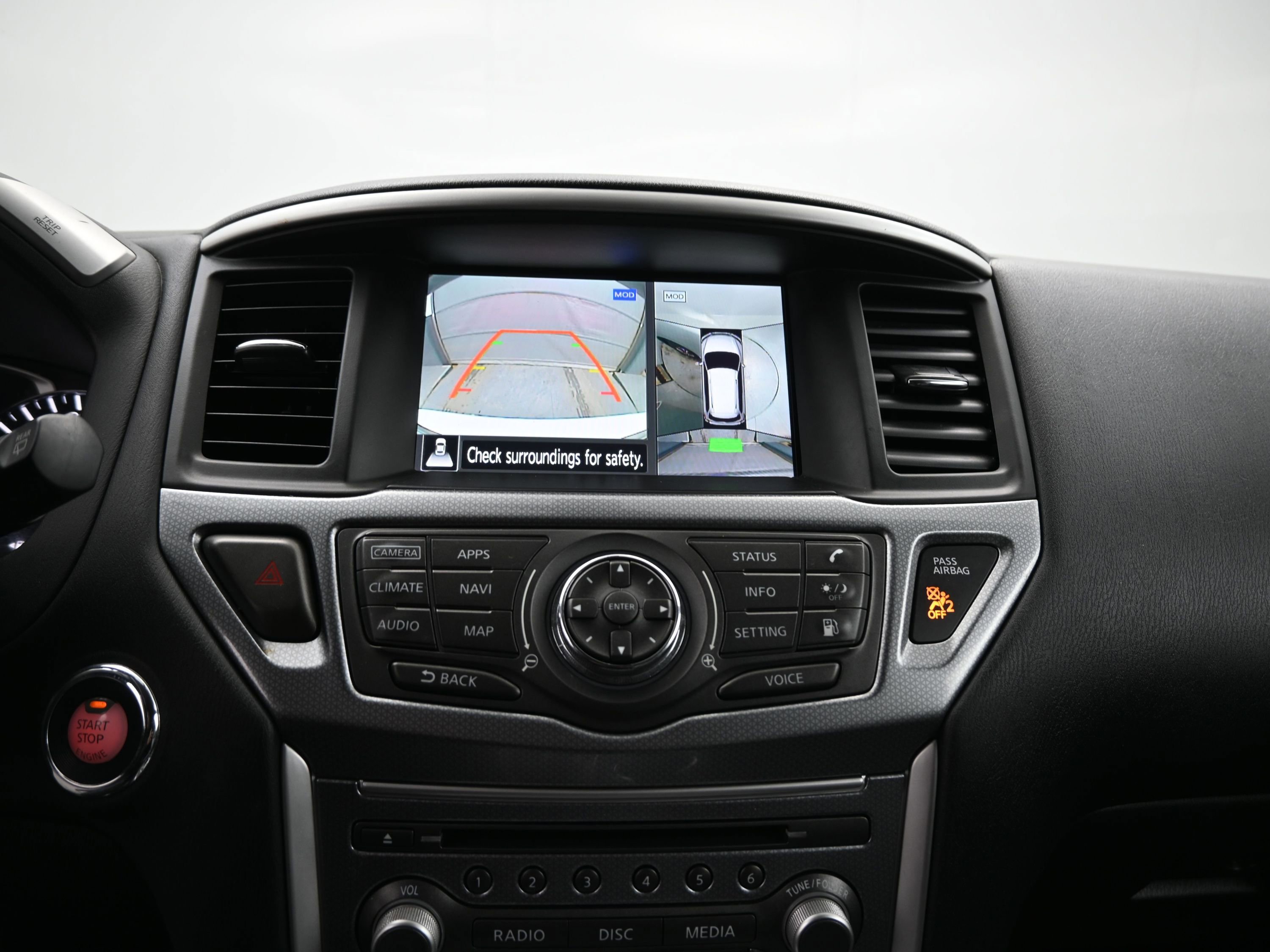 Used 2020 Nissan Pathfinder SL image 13