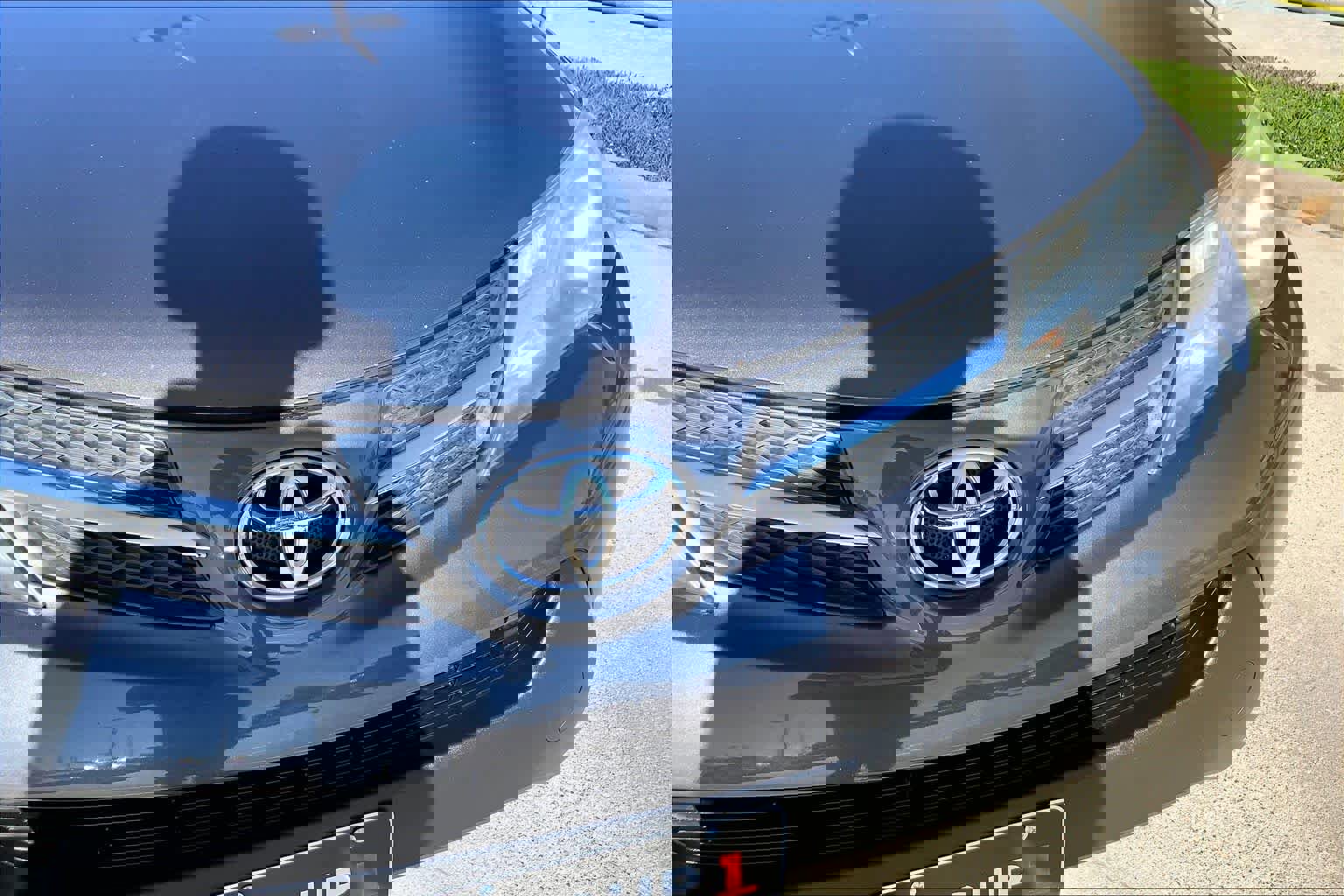 Used 2015 Toyota RAV4 LE image 25