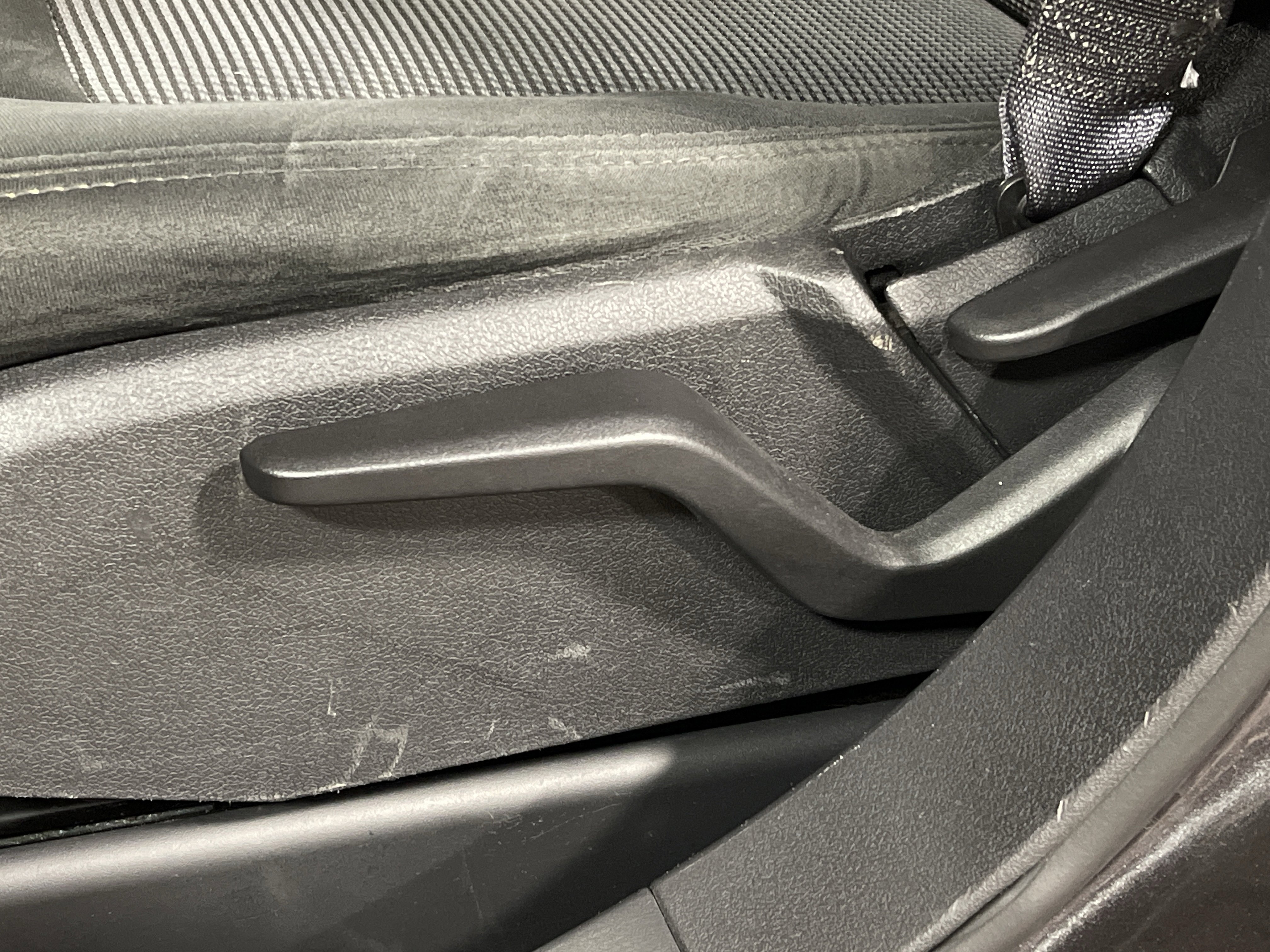 Used 2017 Jeep Patriot Latitude image 9