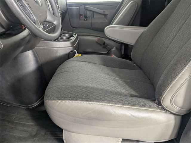 Used 2024 Chevrolet Express 2500 w/ Driver Convenience Package image 12