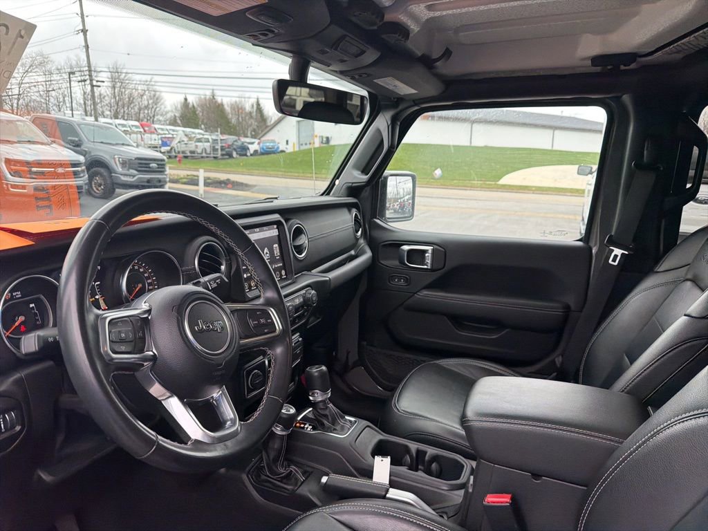 Used 2022 Jeep Wrangler Unlimited Sahara w/ Dual Top Group image 8