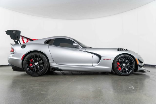 Used 2016 Dodge Viper ACR w/ Extreme Aero Package RWD image 9