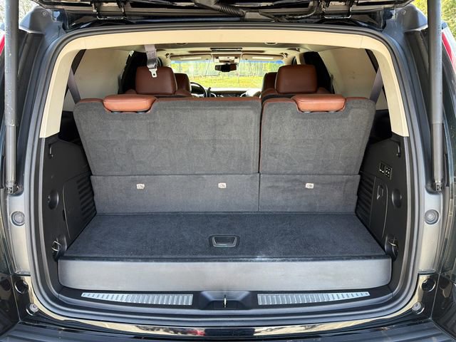 Used 2016 Cadillac Escalade Premium image 18
