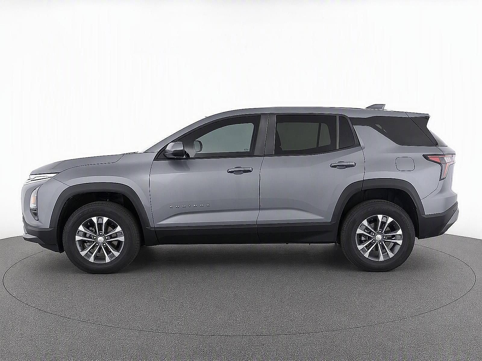New 2027 Chevrolet Equinox LT FWD image 8