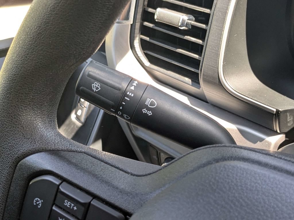 Used 2023 Ford F150 XLT AWD/4WD image 24
