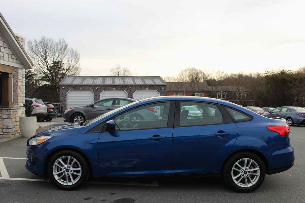 Used 2018 Ford Focus SE image 11