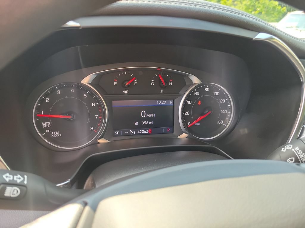 Used 2025 Chevrolet Blazer LT AWD/4WD image 28