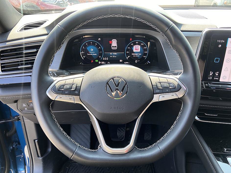 Used 2025 Volkswagen Atlas Cross Sport SE FWD image 13