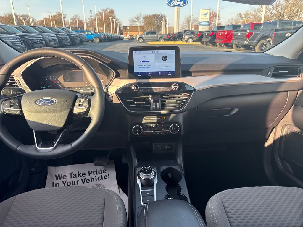 Used 2022 Ford Escape SE w/ Convenience Package image 29