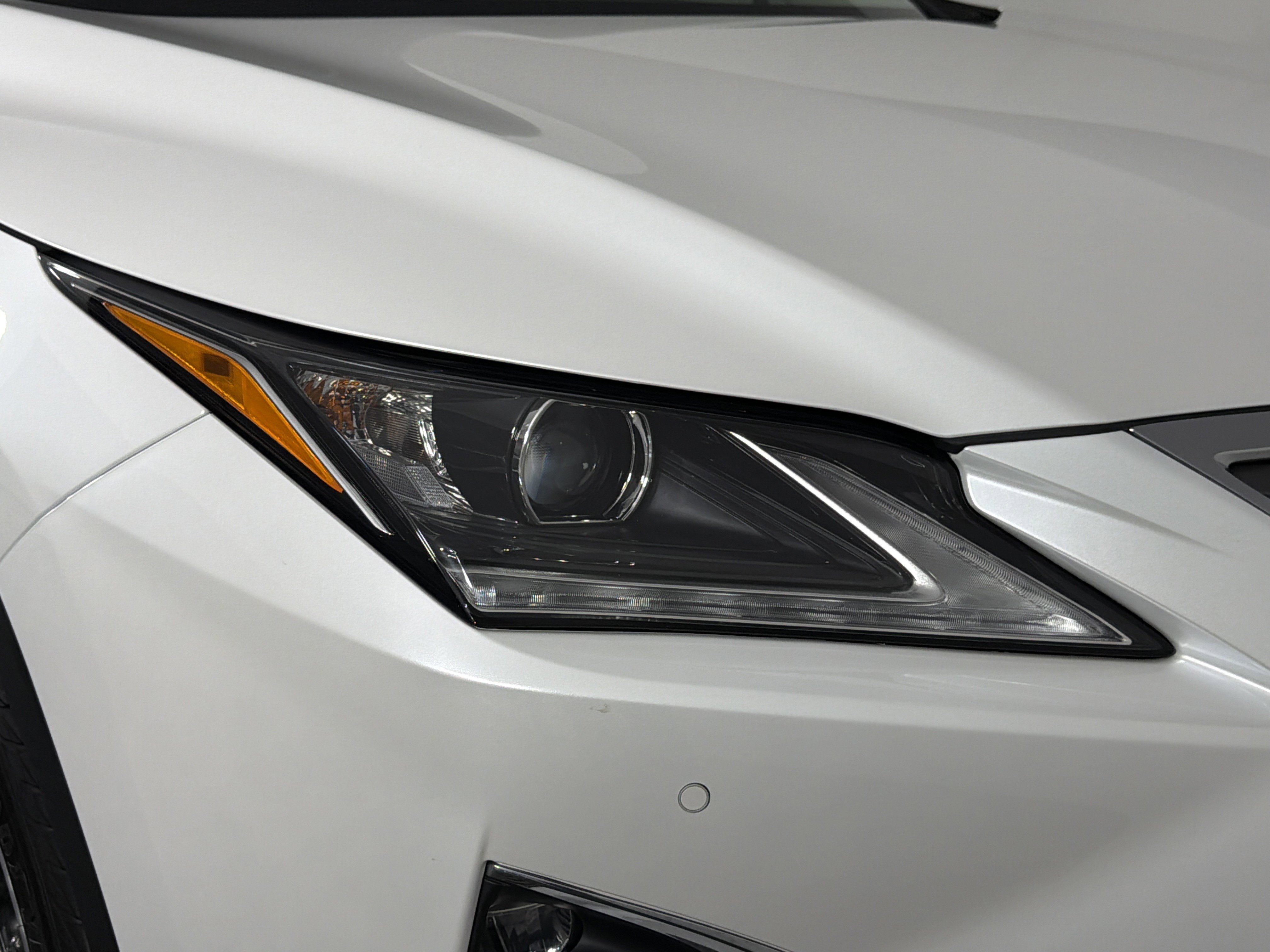 Used 2019 Lexus RX 450h AWD w/ Navigation Package image 35